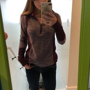 🌸 SUPER COMFY MAROON/ PURPLE FLEECE HALF ZIP 🌸